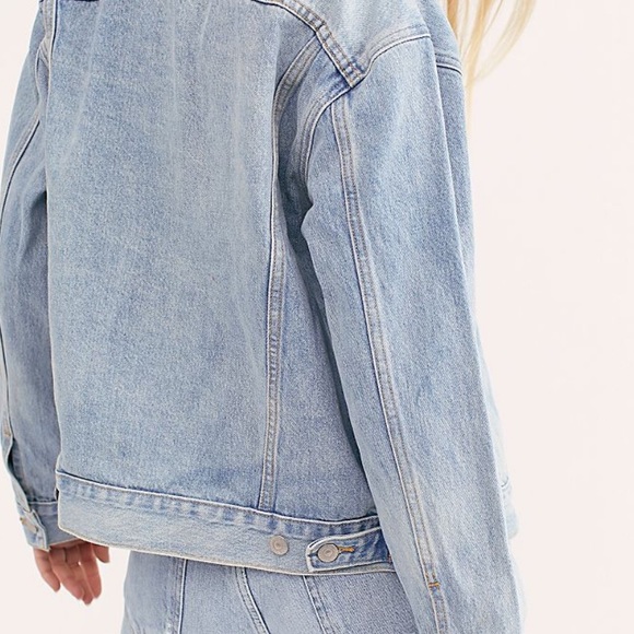 Levi’s: Ex Boyfriend Trucker Denim Jacket, M - Picture 2 of 2